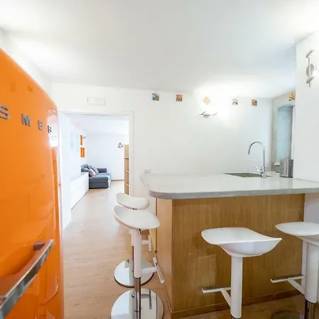 La Di Ruggero تْشيفالو