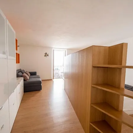 La Di Ruggero * تْشيفالو